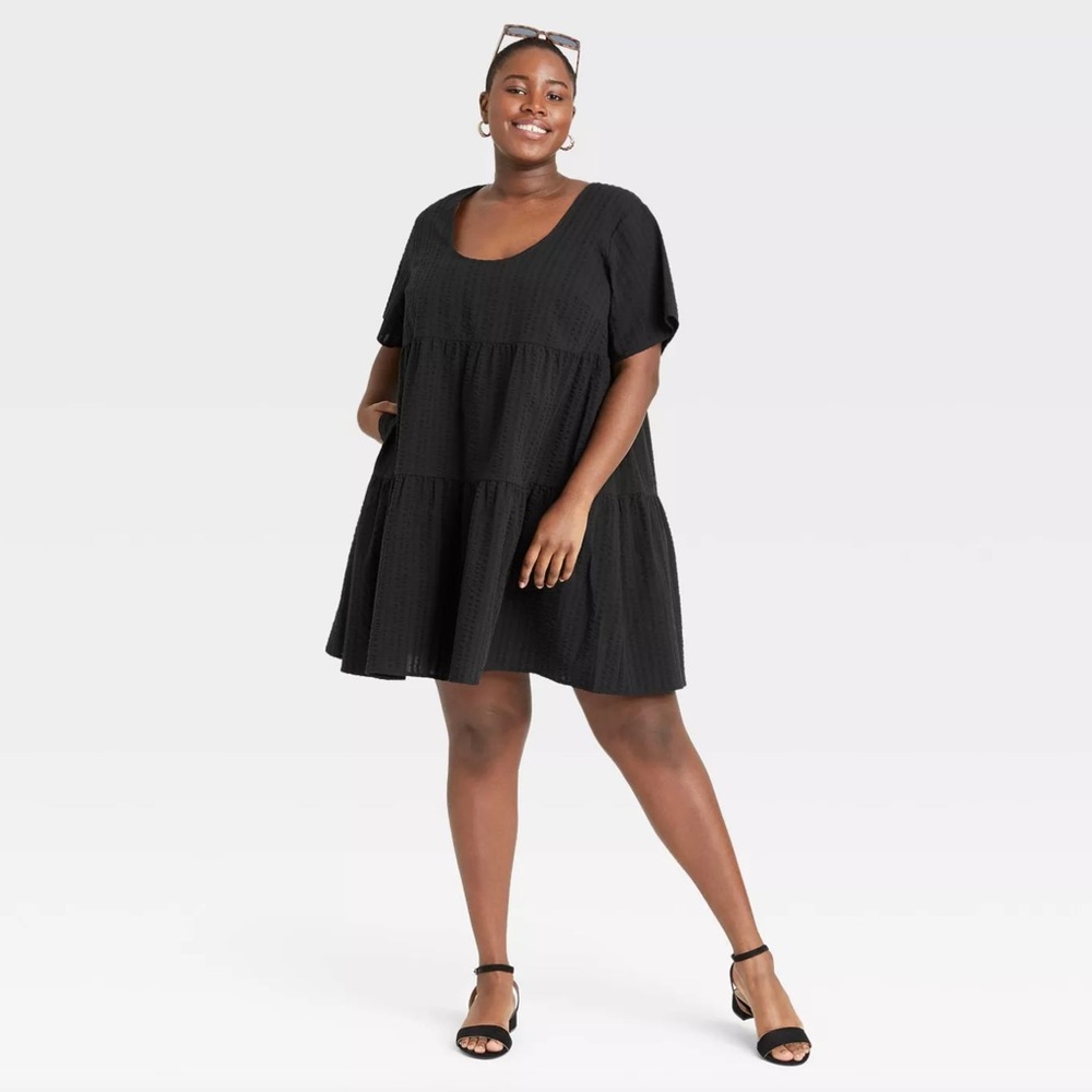 A New Day Black Short Sleeve Textured Tiered Dress - Size L